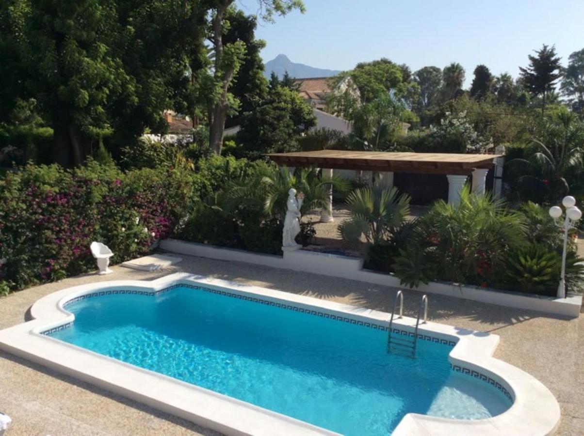 Exclusive Villa Las Palmeras Puerto Banus With Heated Private Swimming Pool, Marbella, Spain 外观 照片