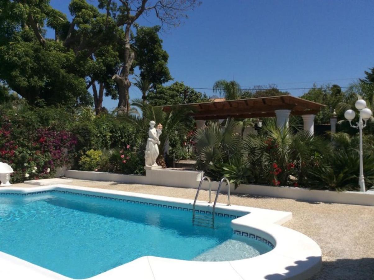Exclusive Villa Las Palmeras Puerto Banus With Heated Private Swimming Pool, Marbella, Spain 外观 照片