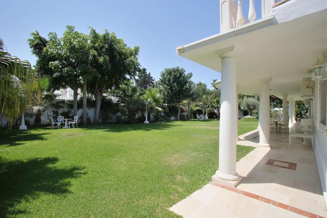 Exclusive Villa Las Palmeras Puerto Banus With Heated Private Swimming Pool, Marbella, Spain 外观 照片